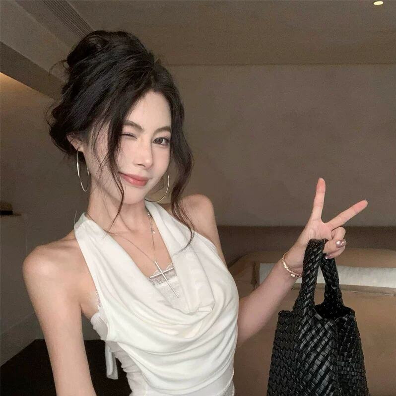 带胸垫 辣妹蕾丝拼接荡领挂脖吊带背心女修身无袖露背上衣