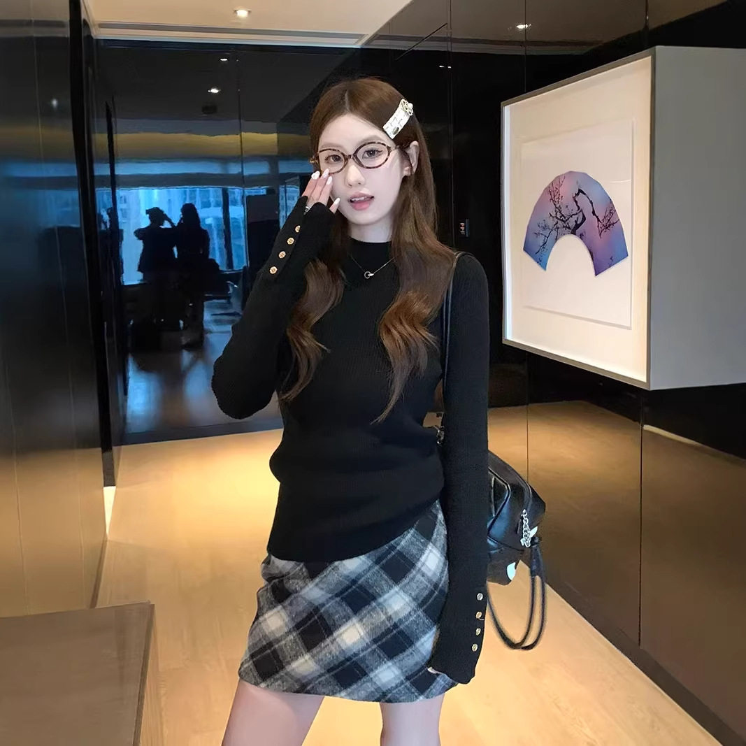 法式温柔风半高领针织衫女长袖秋冬穿搭加厚修身显瘦内搭打底毛衣