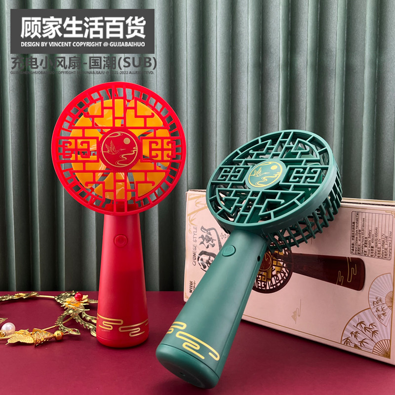 潮玩桌面手办公仔玩偶玩具