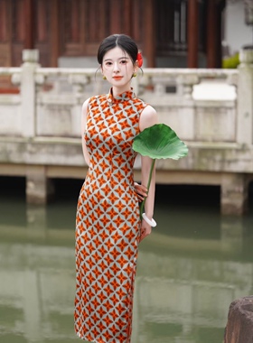 小龙女姑姑同款橙色复古新中式无袖旗袍女2026春新款改良日常可穿