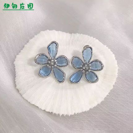 S925银针大花朵耳钉 重工超闪水晶耳环 淡雅超仙森系水晶花耳环女