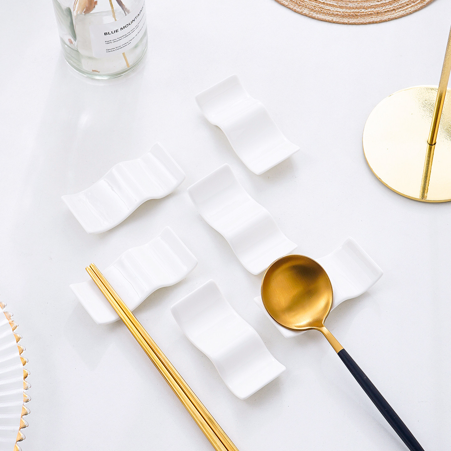 家用创意骨瓷波浪筷架勺托公筷枕