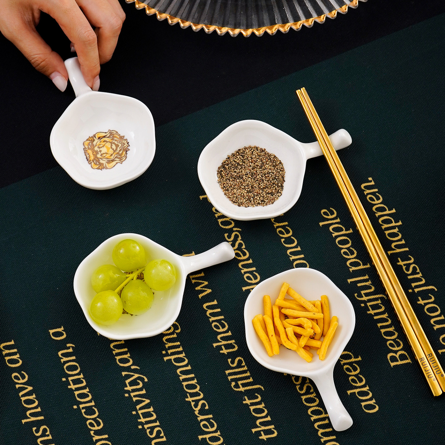 骨瓷筷子架蘸料碟两用轻奢家用