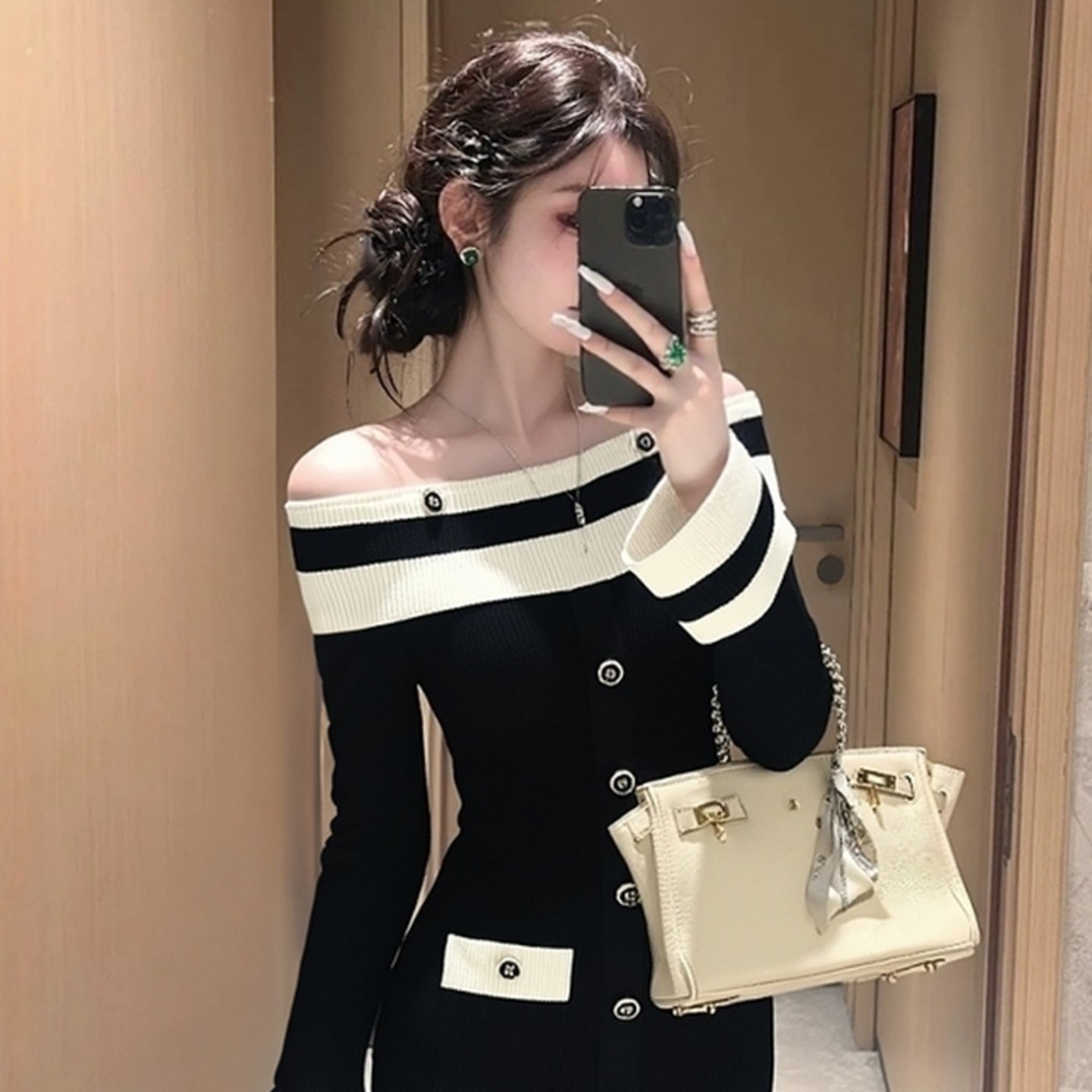 韩国小香风撞色针织连衣裙女秋冬小个子辣妹一字肩小心机包臀短裙