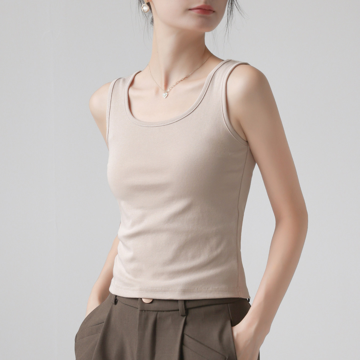 吊带背心女内搭防走光遮副乳2026新款夏季打底衫无袖修身上衣外穿