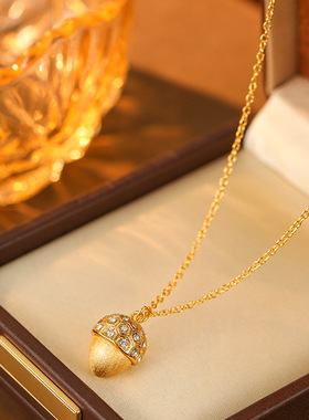 新款锆石松果项链高级感时尚设计锁骨链轻奢个性小众百搭吊坠首饰