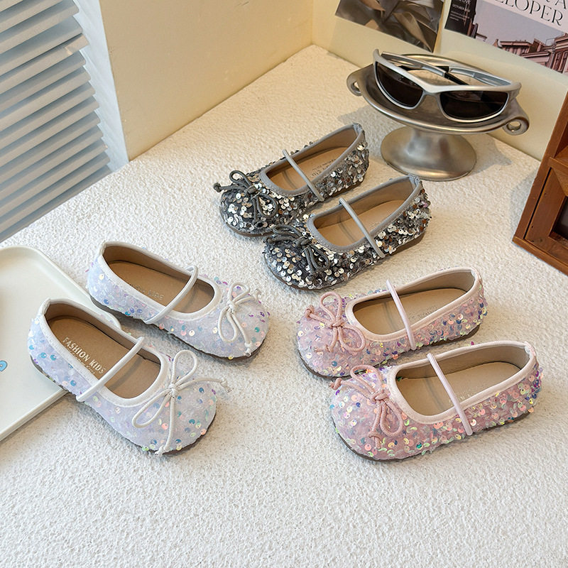 女童皮鞋2026春秋新款儿童鞋子小女孩公主鞋软底亮片宝宝单鞋