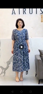 欧货爆款2025夏季新款时尚气质减龄显瘦碎花桑蚕丝连衣裙女中长裙