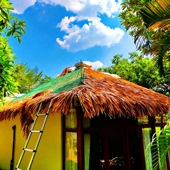 防雨仿真茅草屋顶仿古瓦装 PVC假稻草别墅水泥 饰景区人造毛草亭PE