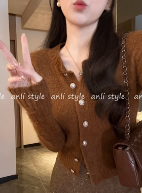 安璃 韩版纯欲风辣妹圆领百搭小香风直筒女休闲感正肩针织开衫