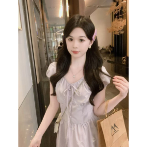 安璃 芋泥波波~温柔显白芋泥紫连衣裙蝴蝶结绣花系带V领口袋长裙