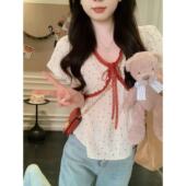 U领上衣弹力泡泡皱蕾丝衫 拼接红色蕾丝花边小飞袖 草莓少女 安璃