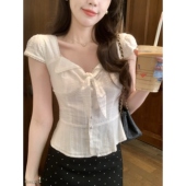 安璃 减龄兔耳朵刺绣翻领上衣