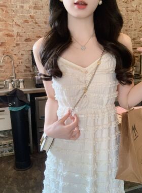 安璃 法式温柔精致水晶扣蕾丝花边蛋糕裙仙气百搭吊带裙长裙新款