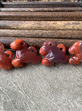 迷你四川南红玛瑙火焰吊坠