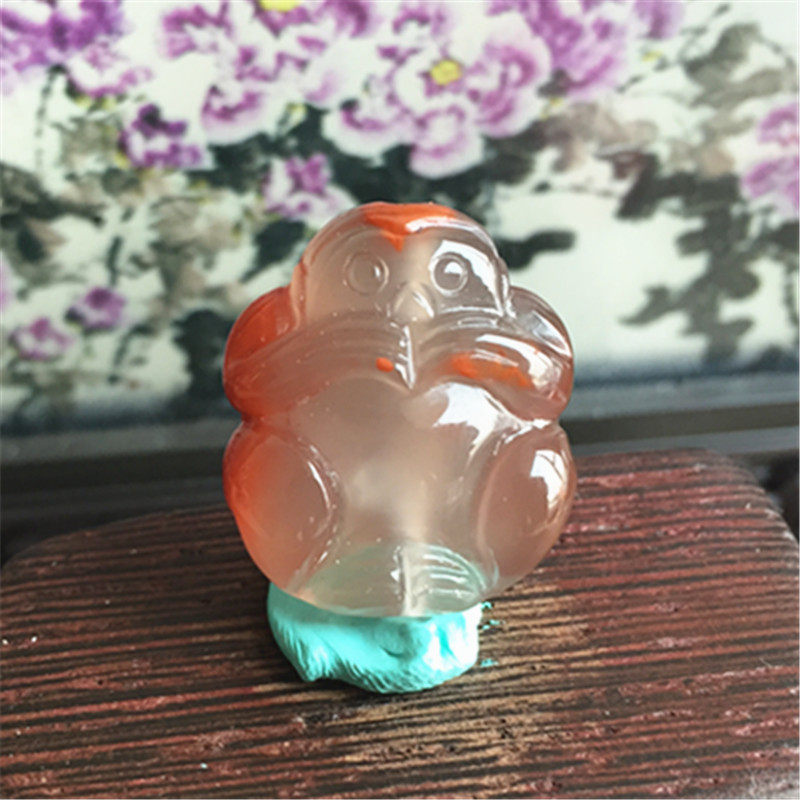 天然川料南红玛瑙猴子背云吊坠雕件 冰飘生肖雕刻挂饰项坠