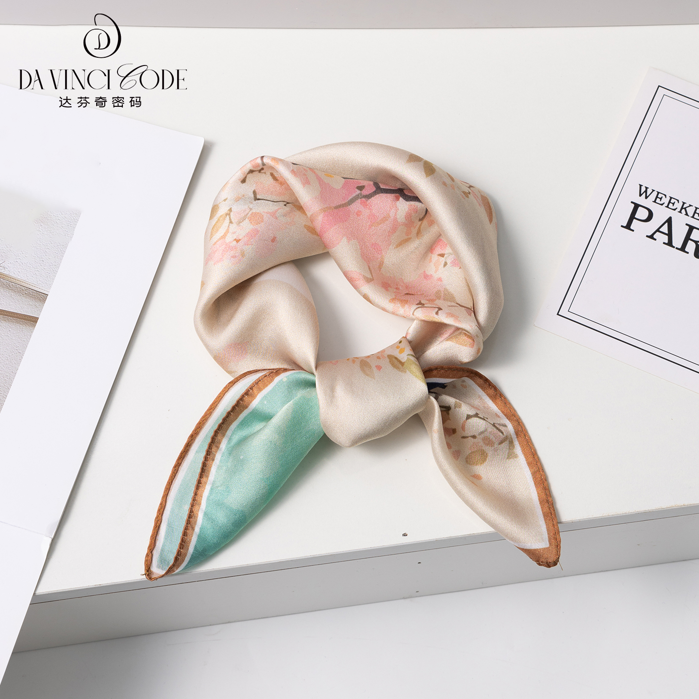 达芬奇密码100%桑蚕丝丝巾女秋季新款高级感小方巾礼盒送妈妈长辈