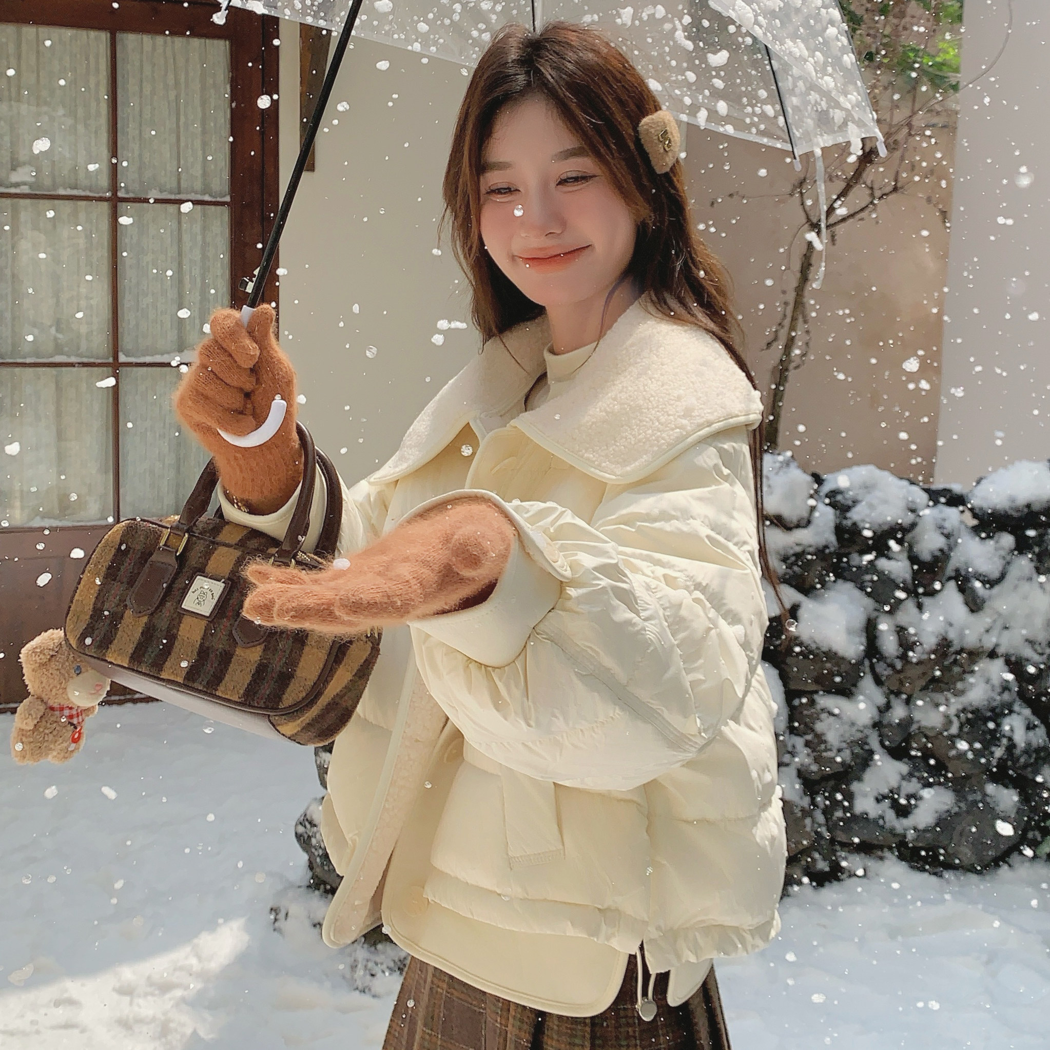 24夏新90绒羊羔毛拼接大翻领短款羽绒服外套170A-2258-P265-K388，女装羽绒服，浙宝170