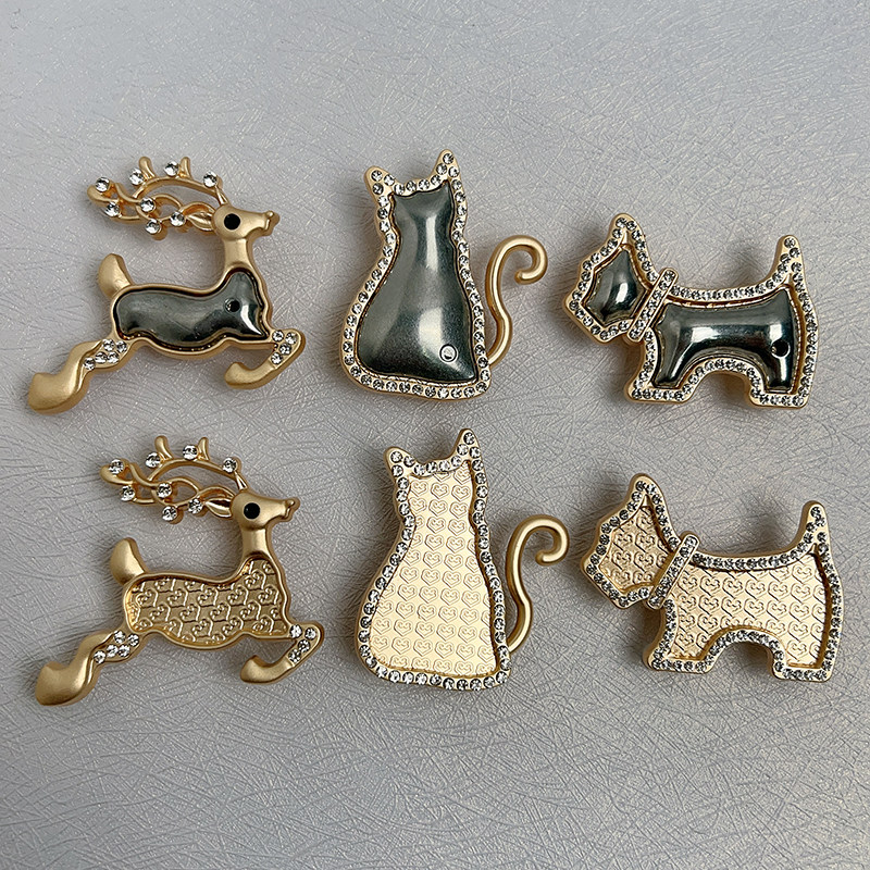 DIY宋锦胸针底胎带盖子贴布小鹿胸花空托手工卡通猫咪胸章装饰品