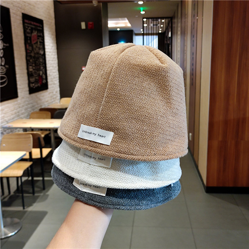 日系复古尖顶纯色水桶帽女秋冬季文艺盆帽潮韩版百搭显脸小渔夫帽