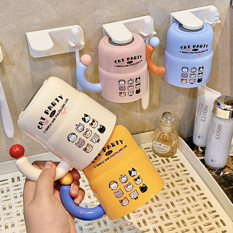 轻奢小猫家族304倒挂磁吸洗漱高颜值情侣可爱牙刷塑料把手漱口杯