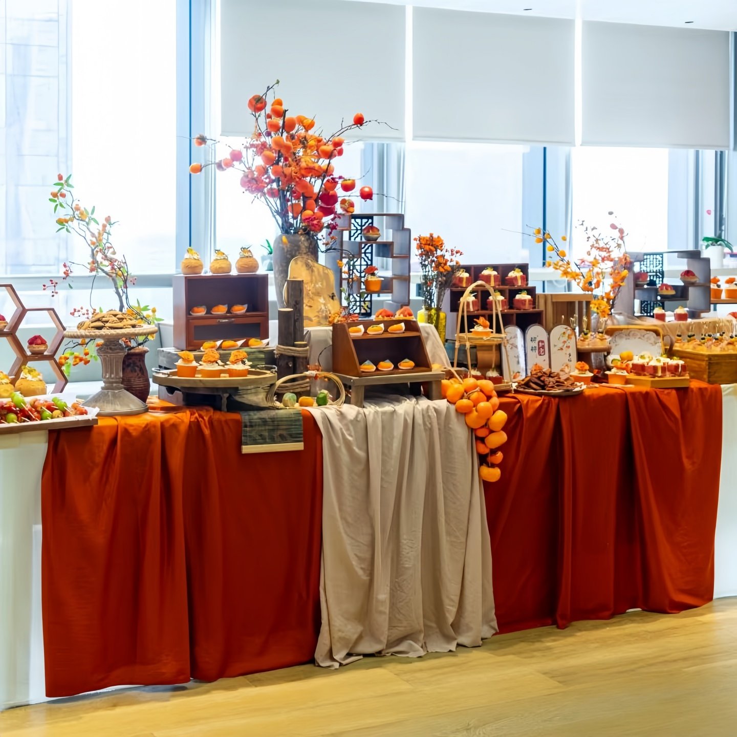 新中式中秋橙色橘色桌布茶歇布置甜品台布置婚礼高级感氛围感装饰