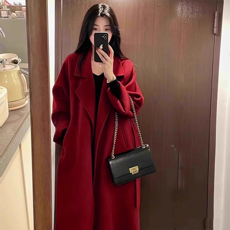 酒红色双面羊绒大衣中长款