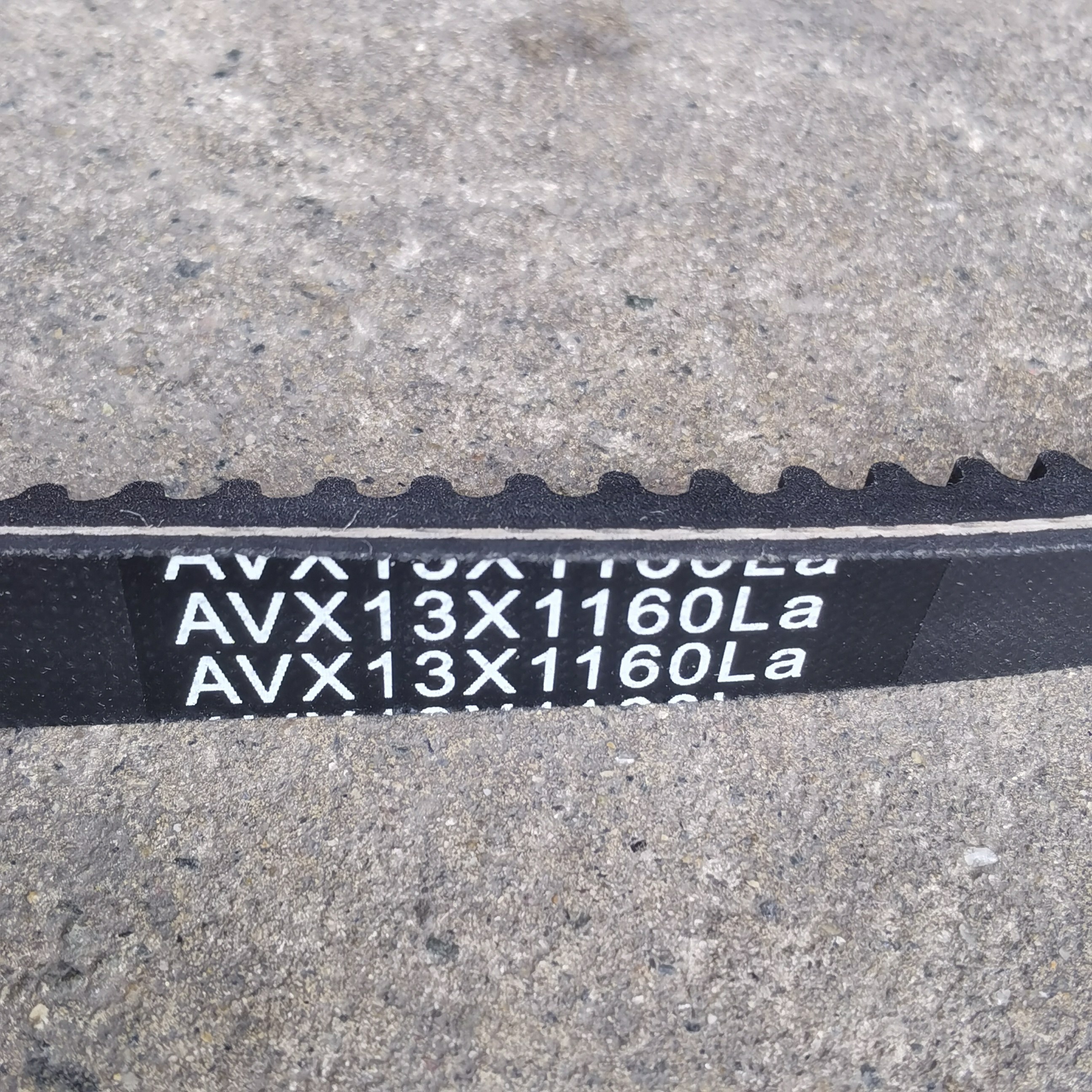 原厂质量发电机皮带配套解放