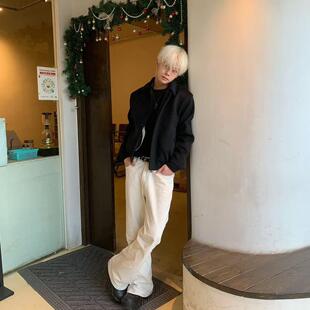 澳产2021M Richer 水洗米白微喇休闲牛仔裤 Einsamer