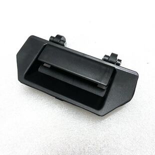 适用于郑州日产尼桑D22皮卡东风锐琪货箱尾板拉手后门把手后门板