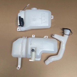 郑州日产锐琪皮卡D22 雨刮水壶雨刮储水壶 NP300帕拉丁喷水壶马达