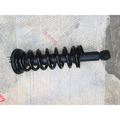 适用郑州日产锐骐6皮卡前减震器纳瓦拉前机避震器前后减震器配件