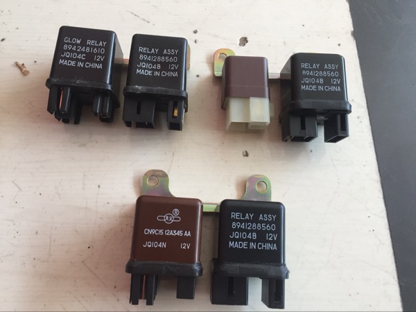 郑州日产配件:东风郑州日产皮卡锐骐预热起动继电器总成QD32.ZD25