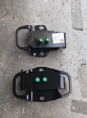 适用于郑州日产锐骐皮卡P11 ZD28发动机支架垫机脚胶机爪垫