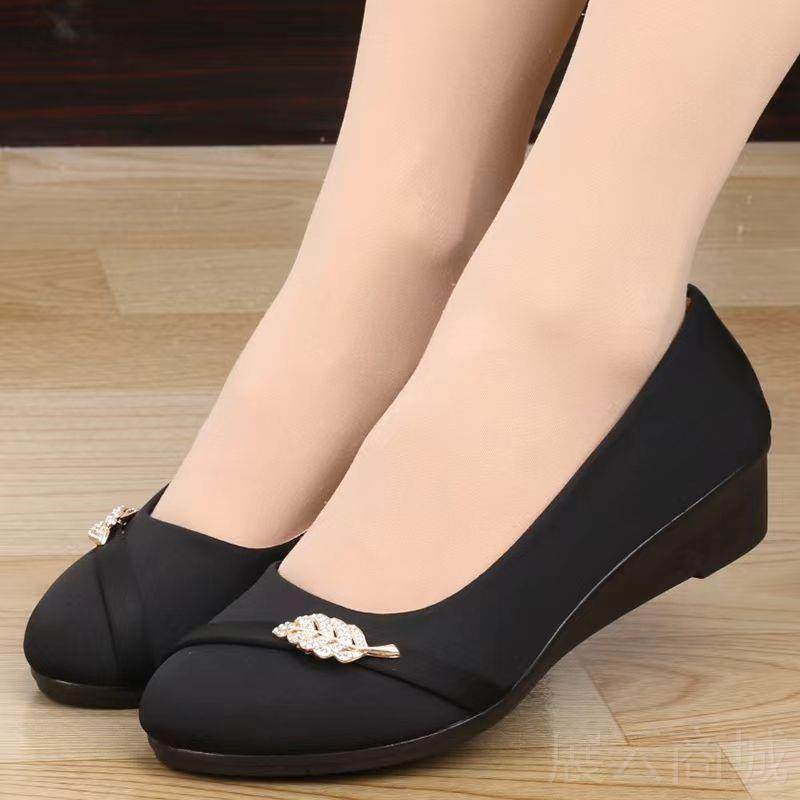 高档鞋女新款上优作雅百搭蝴蝶结大码酒店班平底妈妈鞋老北京布鞋,女鞋,浅口单鞋,淘宝优惠券,粉丝福利购,淘宝优惠卷