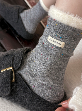 灰色复古日系布标毛绒袜子女秋冬羊毛中筒袜加厚保暖配勃肯鞋冬天