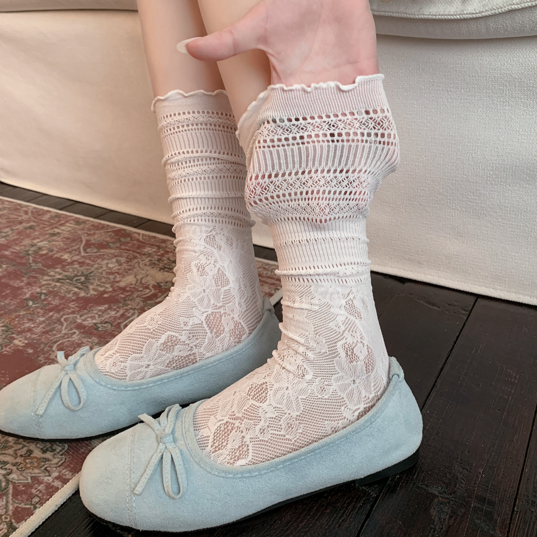 miu白色镂空蕾丝袜子女花边中筒jk堆堆袜配德训鞋小腿袜薄款夏季