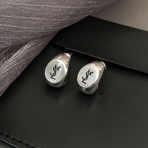 轻奢气质耳钉金属耳饰港风复古