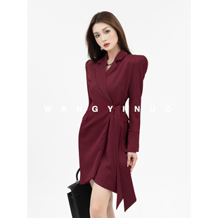 红毯女王 百搭西装 2025秋新款 韩版 外套连衣裙 气质时尚 MD·依诺