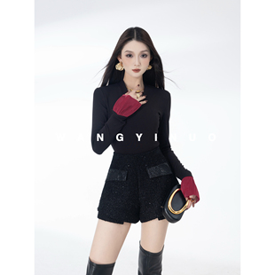 显瘦时尚 2025秋冬修身 撞色设计感V领拼接上衣 织月沉纱 MD依诺