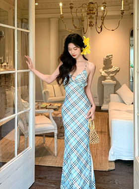 Norain不下雨 【7折清仓】度假风蓝色格纹收腰露背鱼尾长款连衣裙