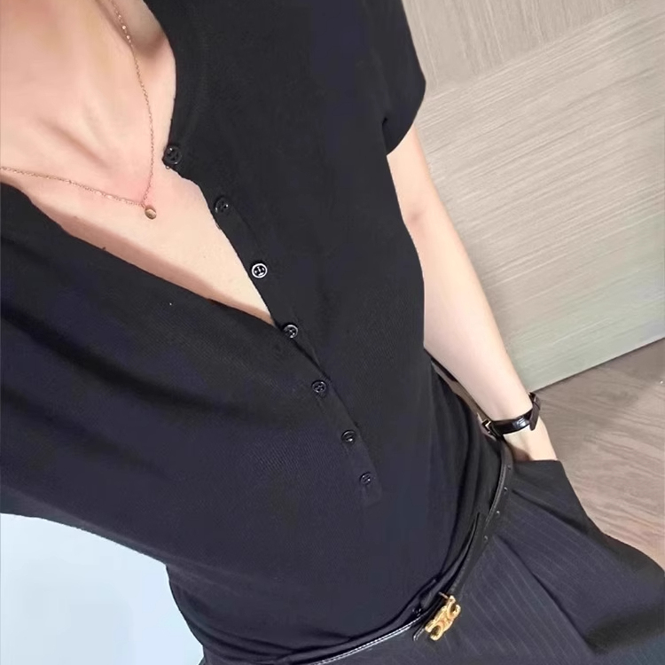 黑色v领冰丝针织衫正肩短袖t恤女