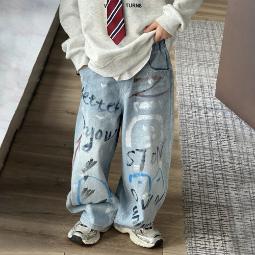 男童春秋酷帅涂鸦宽松直筒牛仔裤