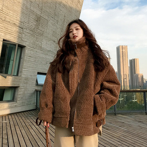 宽松厚实羊羔毛夹克棉衣