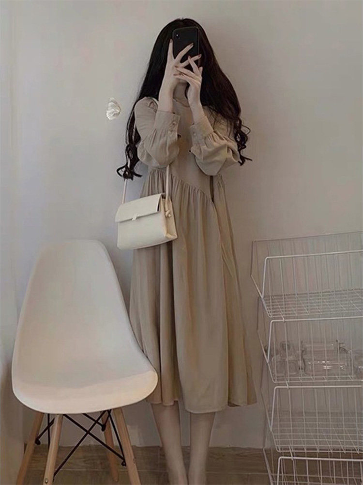 2024 AUTUMN NEW HIGH-END LIGHT LUXURY FRENCH LONG SKIRT DESIGN SENSE NICHE LOOSE TO COVER THE FLESH AND LOOK THIN LONG-SLEEVED DRESS