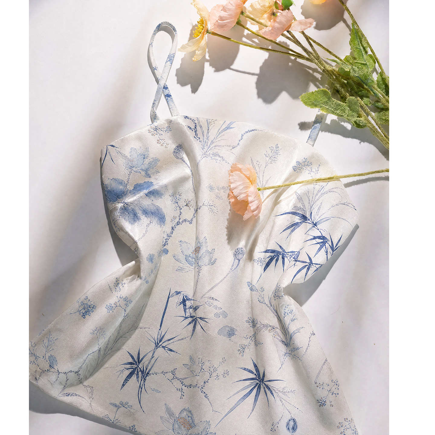 时夏汉服新中式碎花显瘦吊带图片