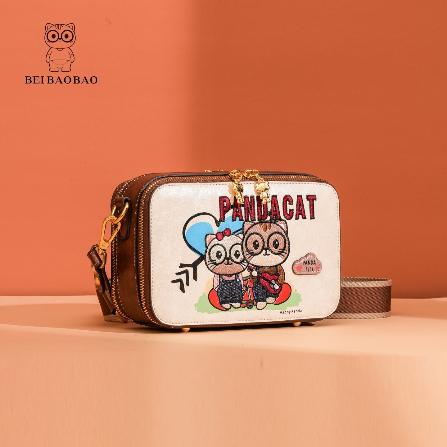 北包包原创设计新款卡通小方包女复古风百搭单肩斜挎包多层小挎包