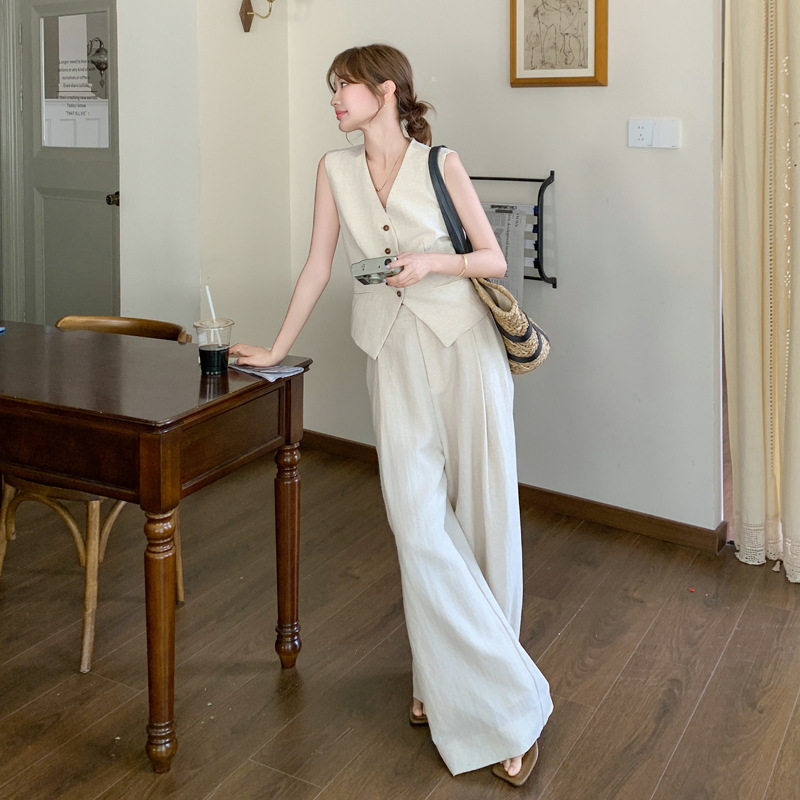 张贝贝ibell亚麻天丝老钱风设计感V领马甲+高腰阔腿休闲裤两件套