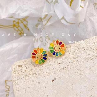 纯银镀黄金色趣玩七彩笑脸太阳花耳钉 女彩虹向日葵雏菊耳饰微笑