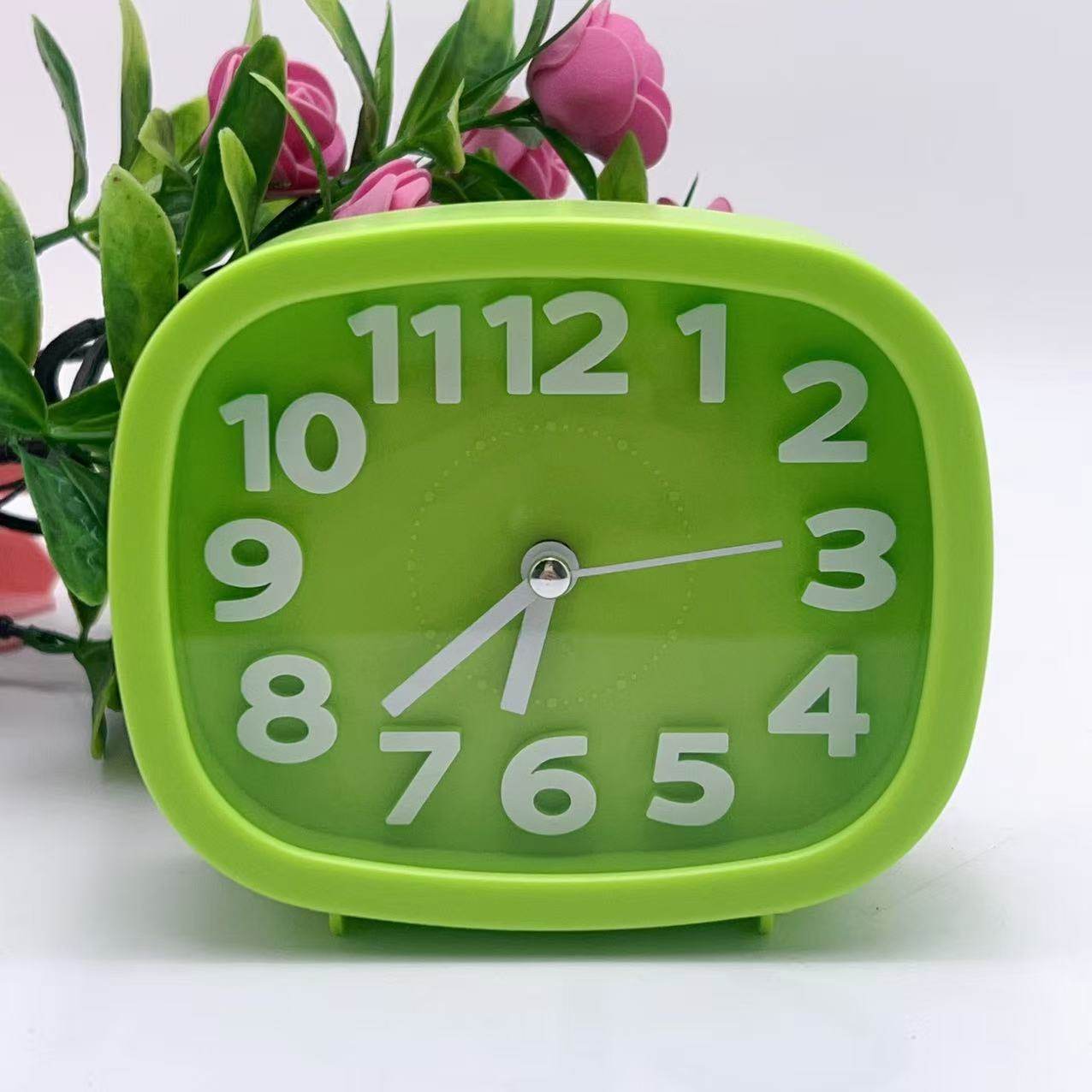 静音闹钟简约个性可爱儿童新款凸大字床头卡通专用起床桌面小座钟,家居饰品,台钟/闹钟,淘宝优惠券,粉丝福利购,淘宝优惠卷